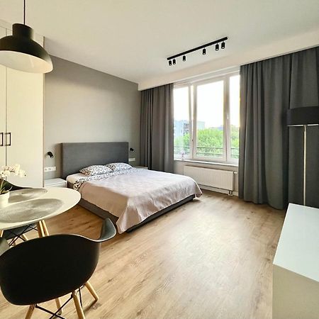 K22 Warszawa Zachodnia Slawinska 502 Apartment Ngoại thất bức ảnh