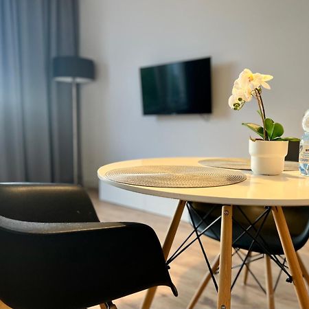 K22 Warszawa Zachodnia Slawinska 502 Apartment Ngoại thất bức ảnh