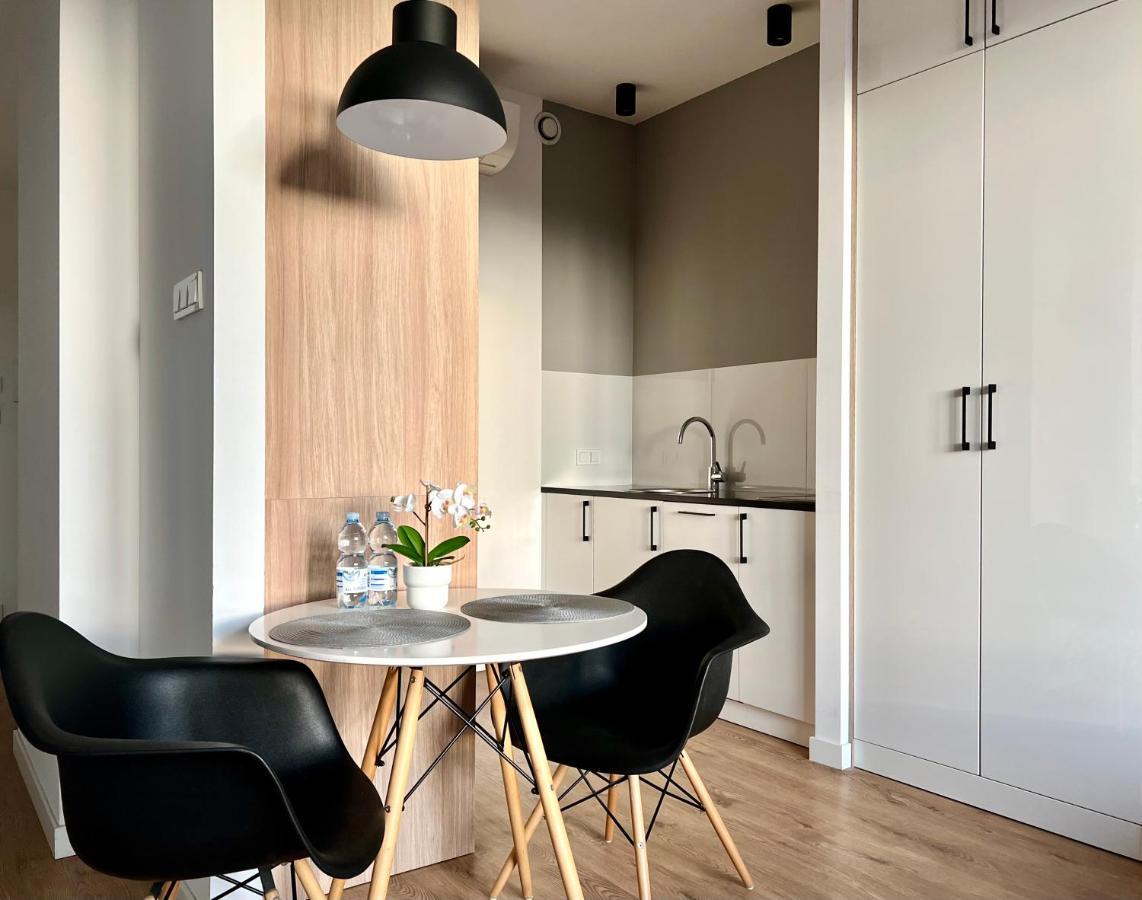K22 Warszawa Zachodnia Slawinska 502 Apartment Ngoại thất bức ảnh