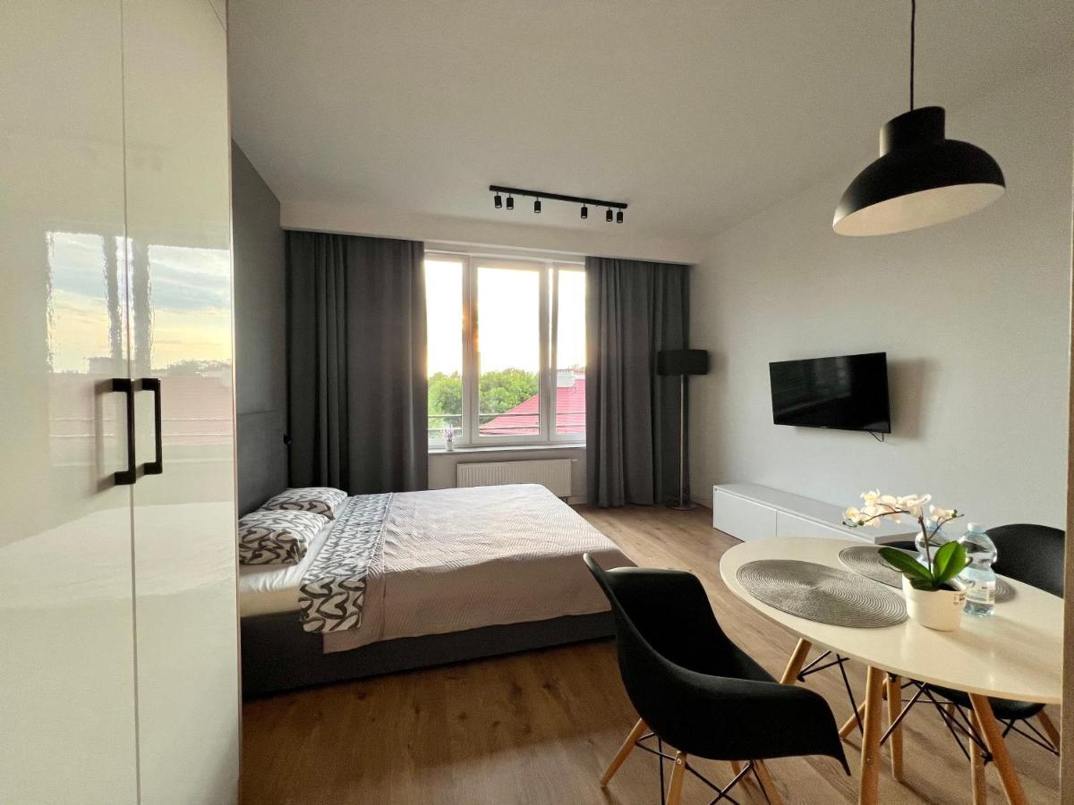 K22 Warszawa Zachodnia Slawinska 502 Apartment Ngoại thất bức ảnh